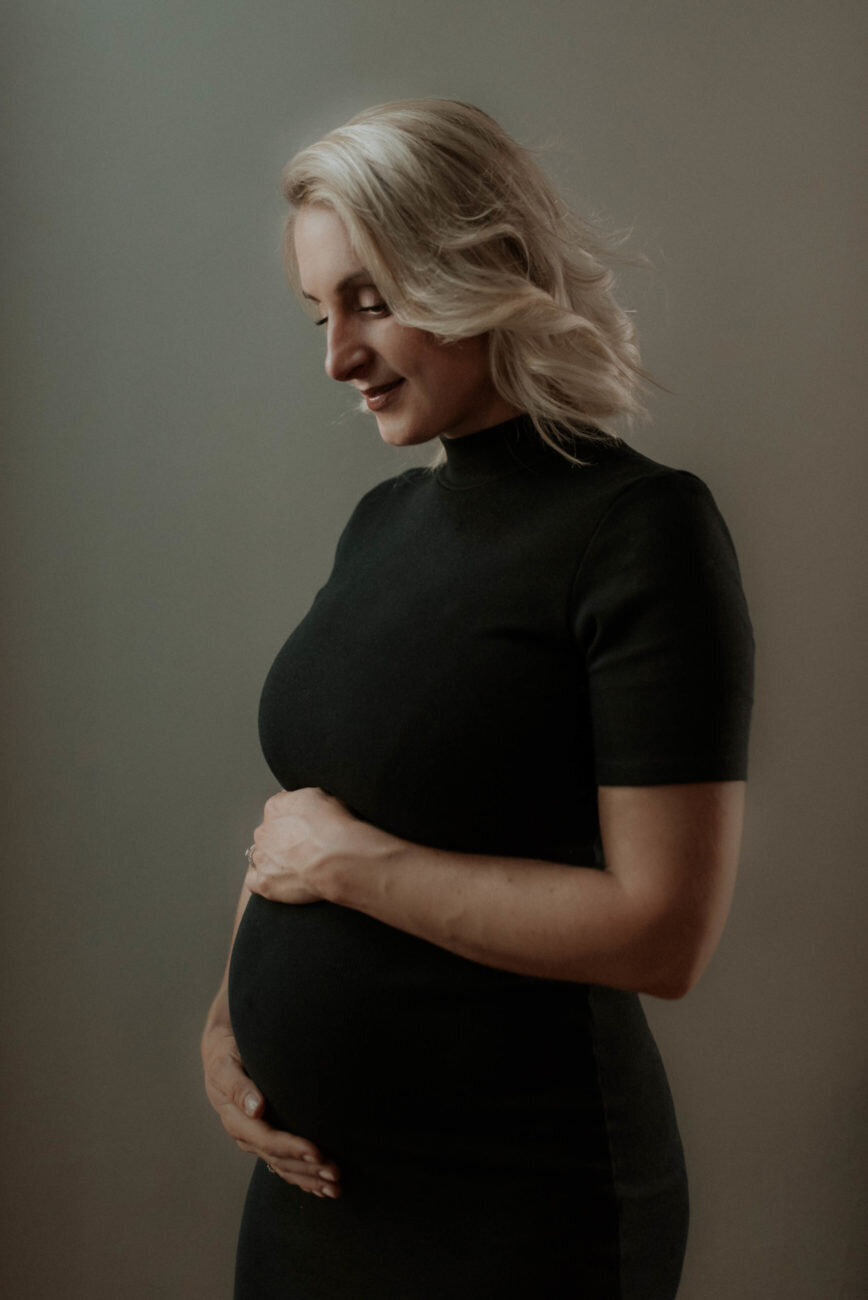 LEXI_MATERNITY-2-scaled-868x1300