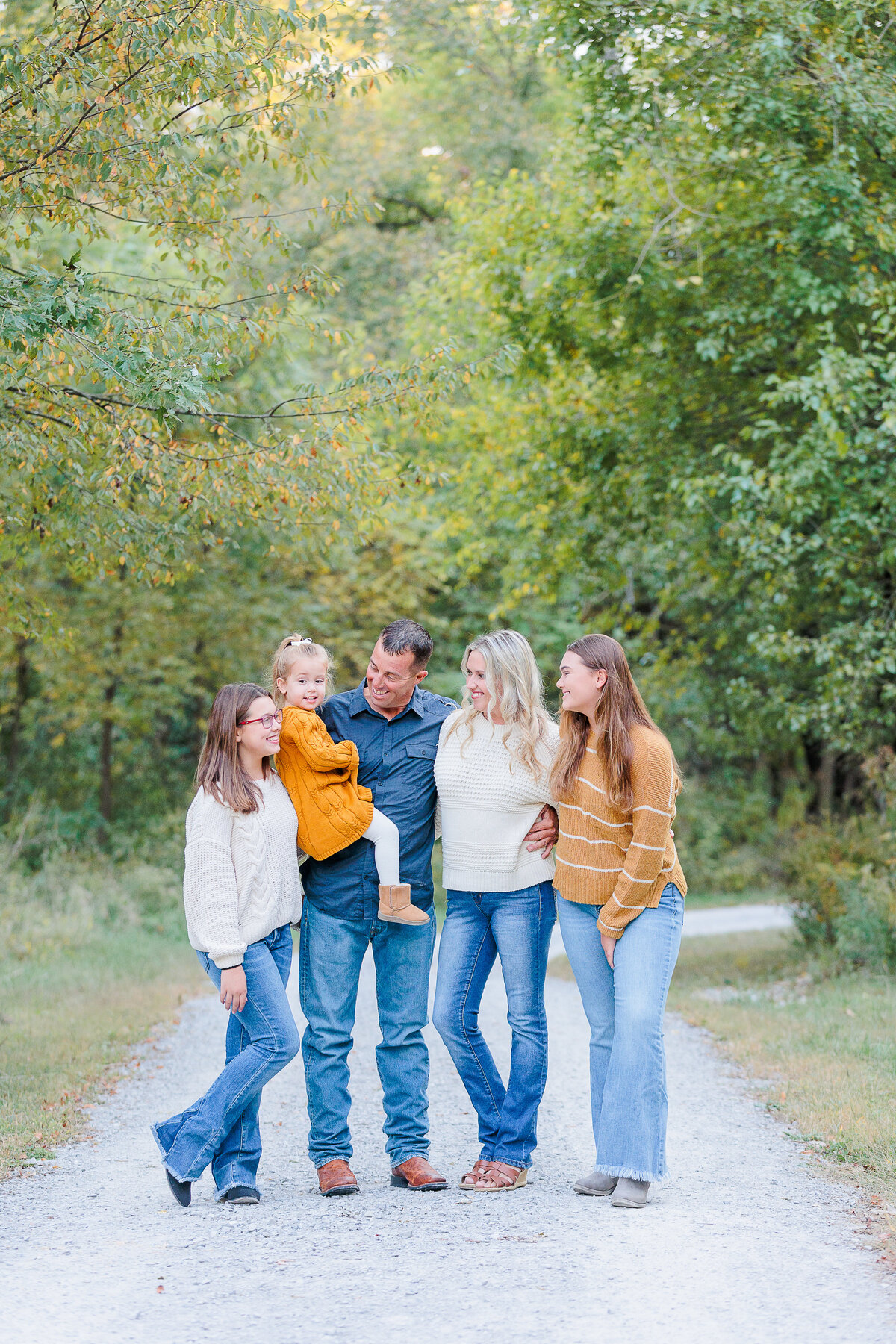 Family photos at Capen park Columbia MO