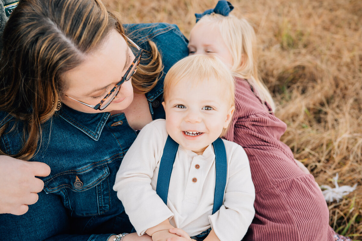 Connecticut Family & Newborn Photographer | Canton, CT -9
