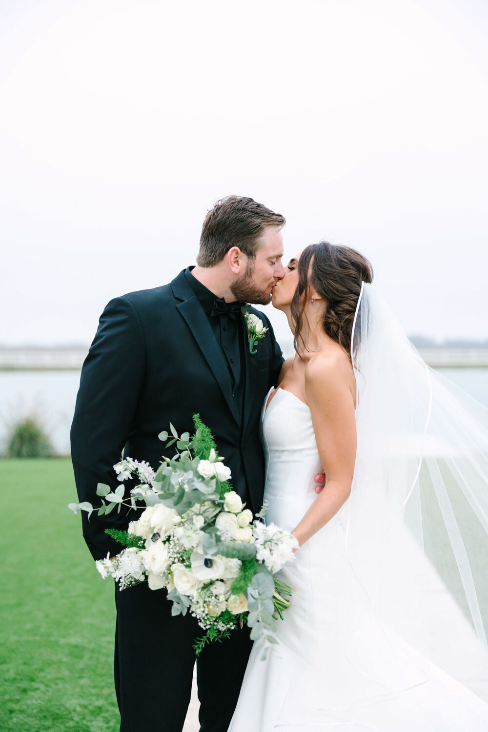 Sydney-and-Carsen-Luxury-wedding-in-Dallas-Texas-Bella-Vista-Wedding-Planning-076