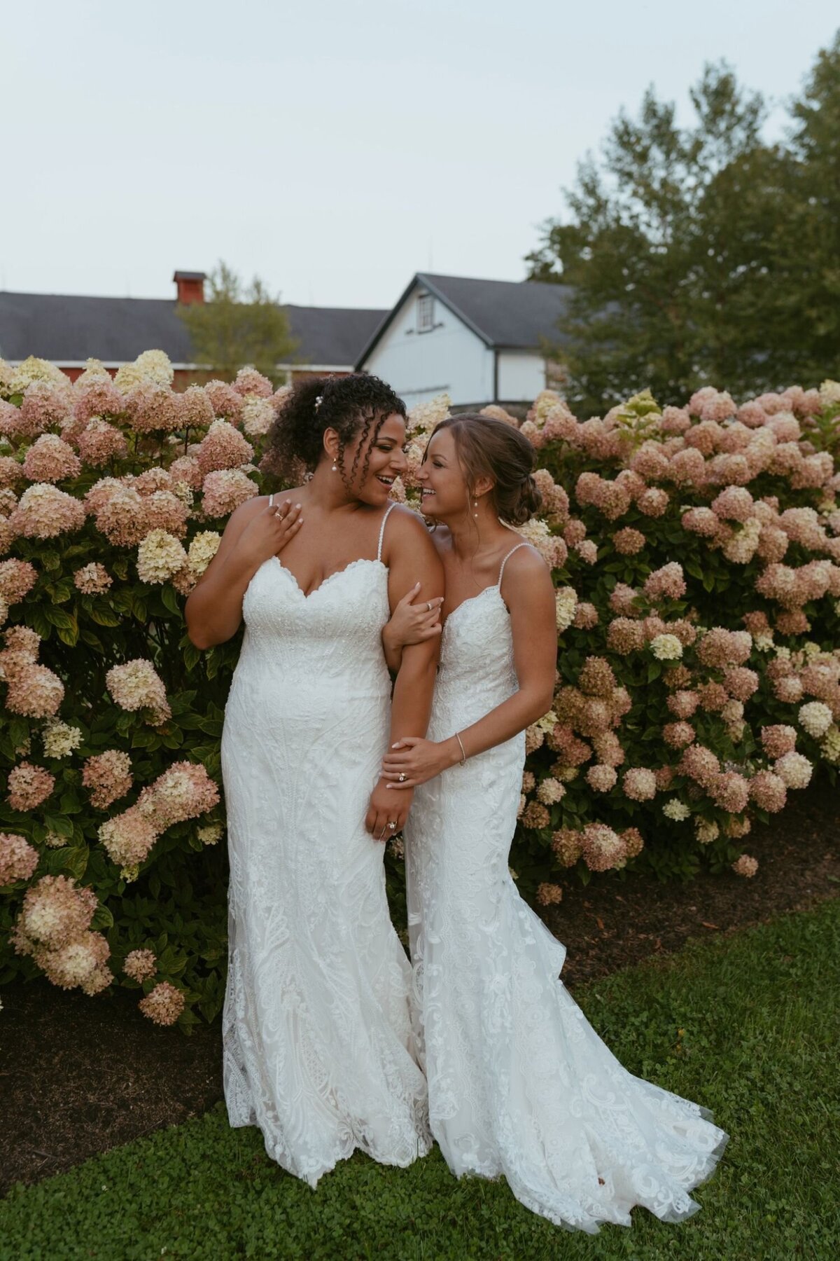 outdoor-same-sex-wedding-03