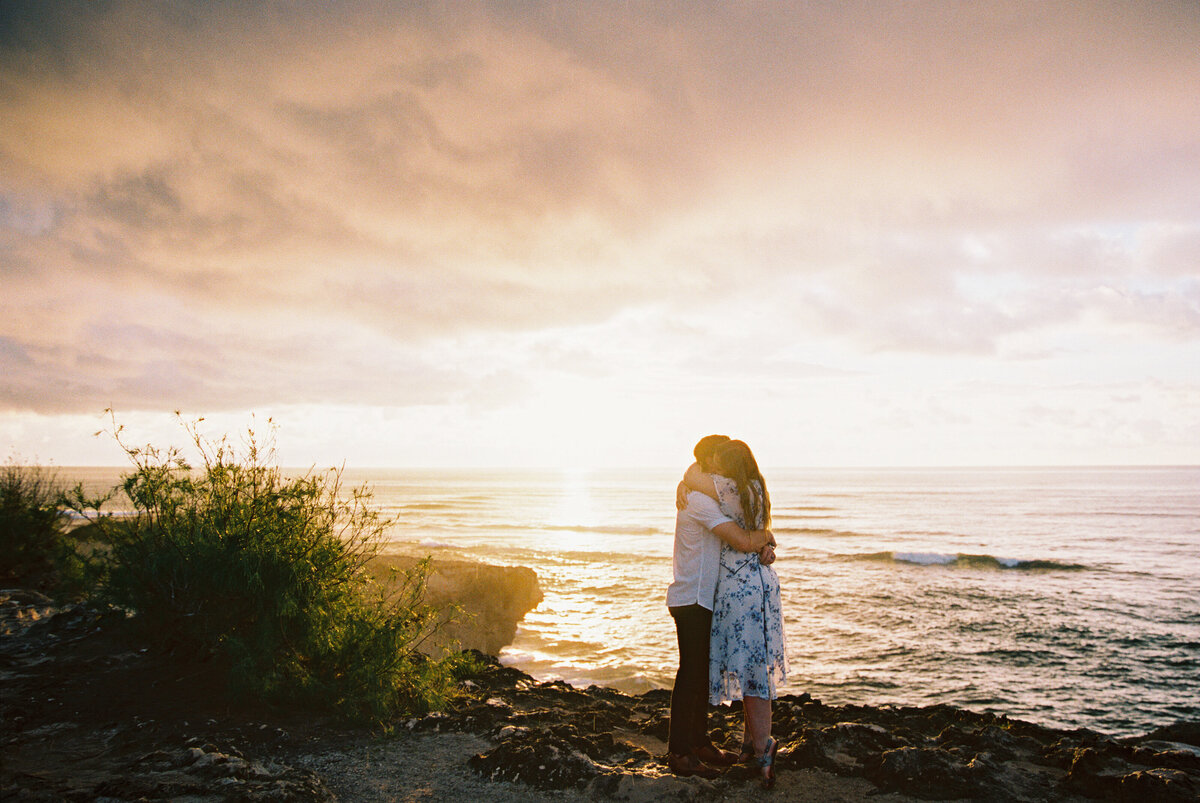 kauai couple honeymoon engagment proposalphotographer mami wyckoff photography141
