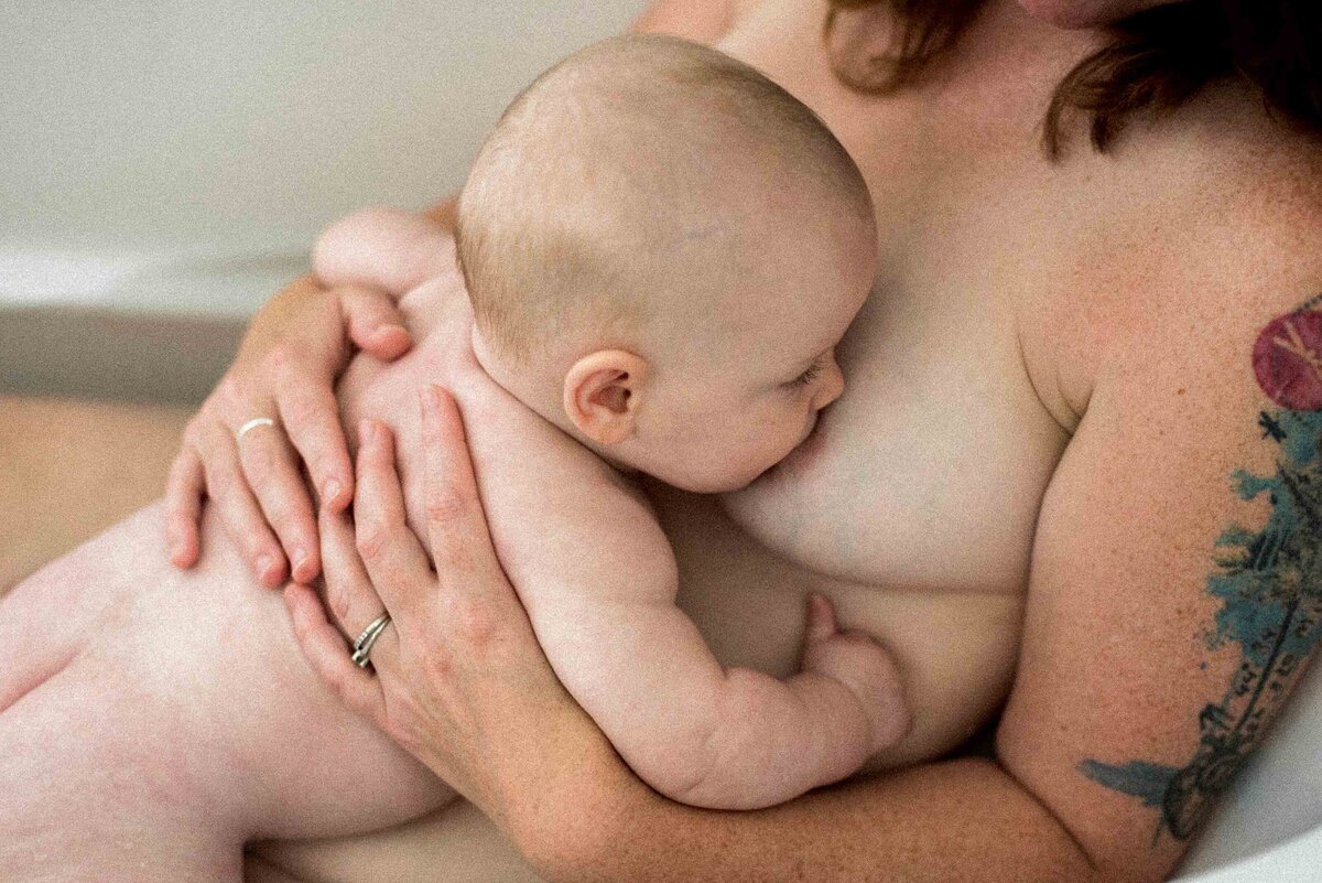 intimate-uxbridge-ontario-motherhood-photography3