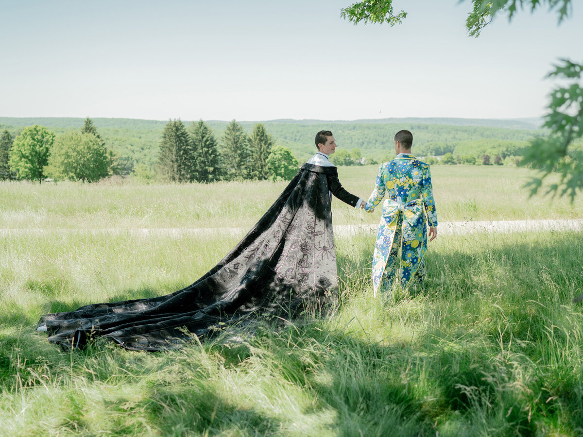 HR Luxury Wedding at Nemacolin by GoBella featured in Vogue 3