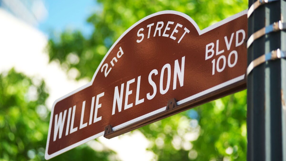 sharman-reed-willie-nelson-blvd