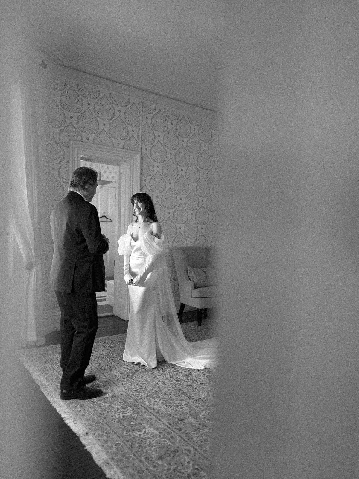 12-alexa-matt-fall-wedding-delaware-bellevue-hall-2024