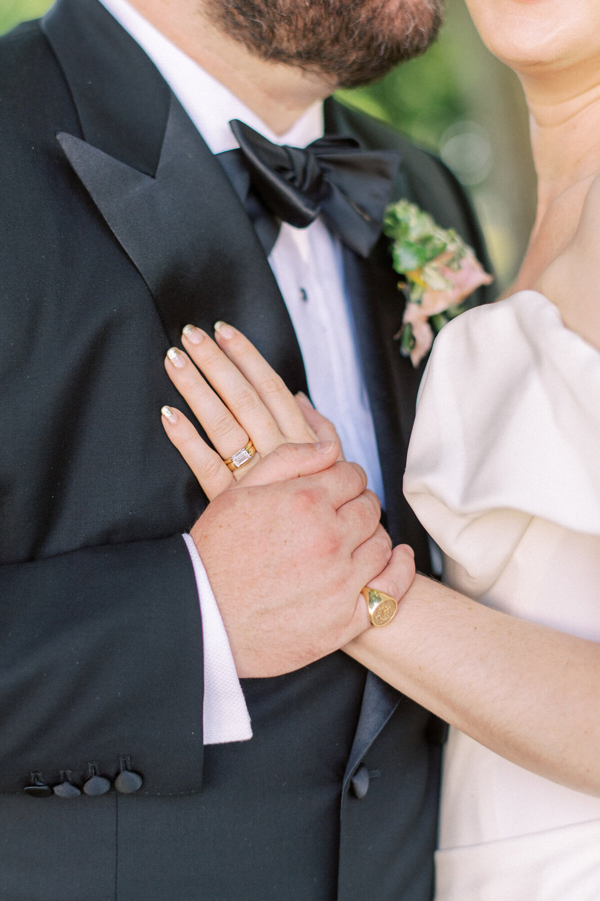 Maïlys Fortune Photography Husband Wife Wedding Weddings Photography France Switzerland Italy Timeless Dreamy Imagery Bilingual French English Destination Weddings Destination Wedding Provence French Riviera Paris Lake Como Tuscany137