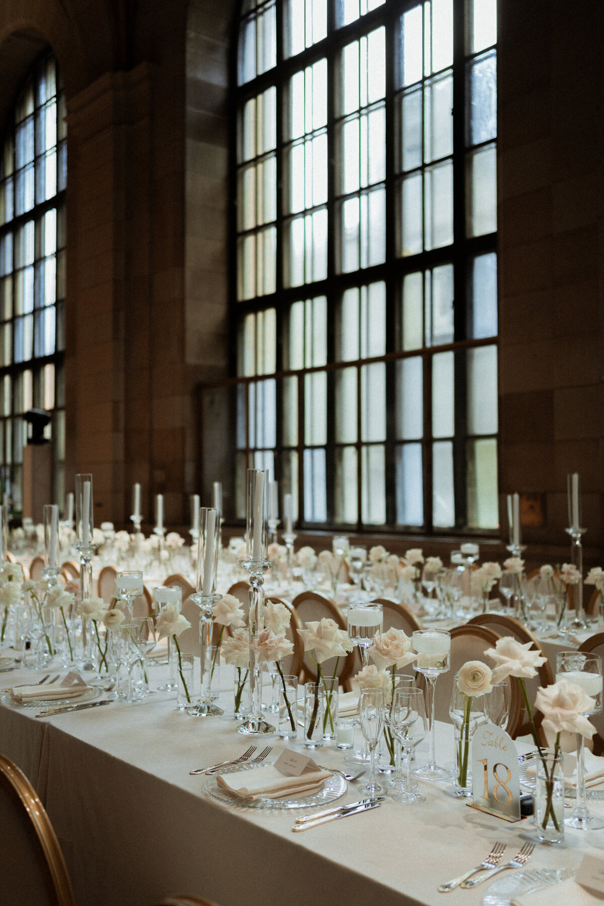 crew-cafe-luxury-wedding-montreal-wedding-planner