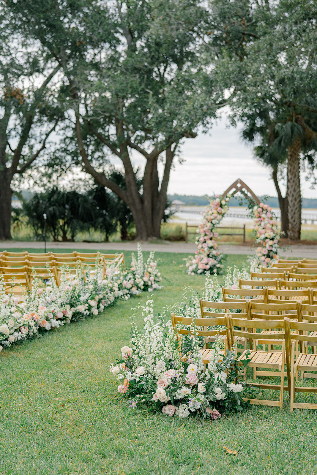 Pure Luxe Bride - Katie + Josh - Wedding at Lowndes Grove - 12