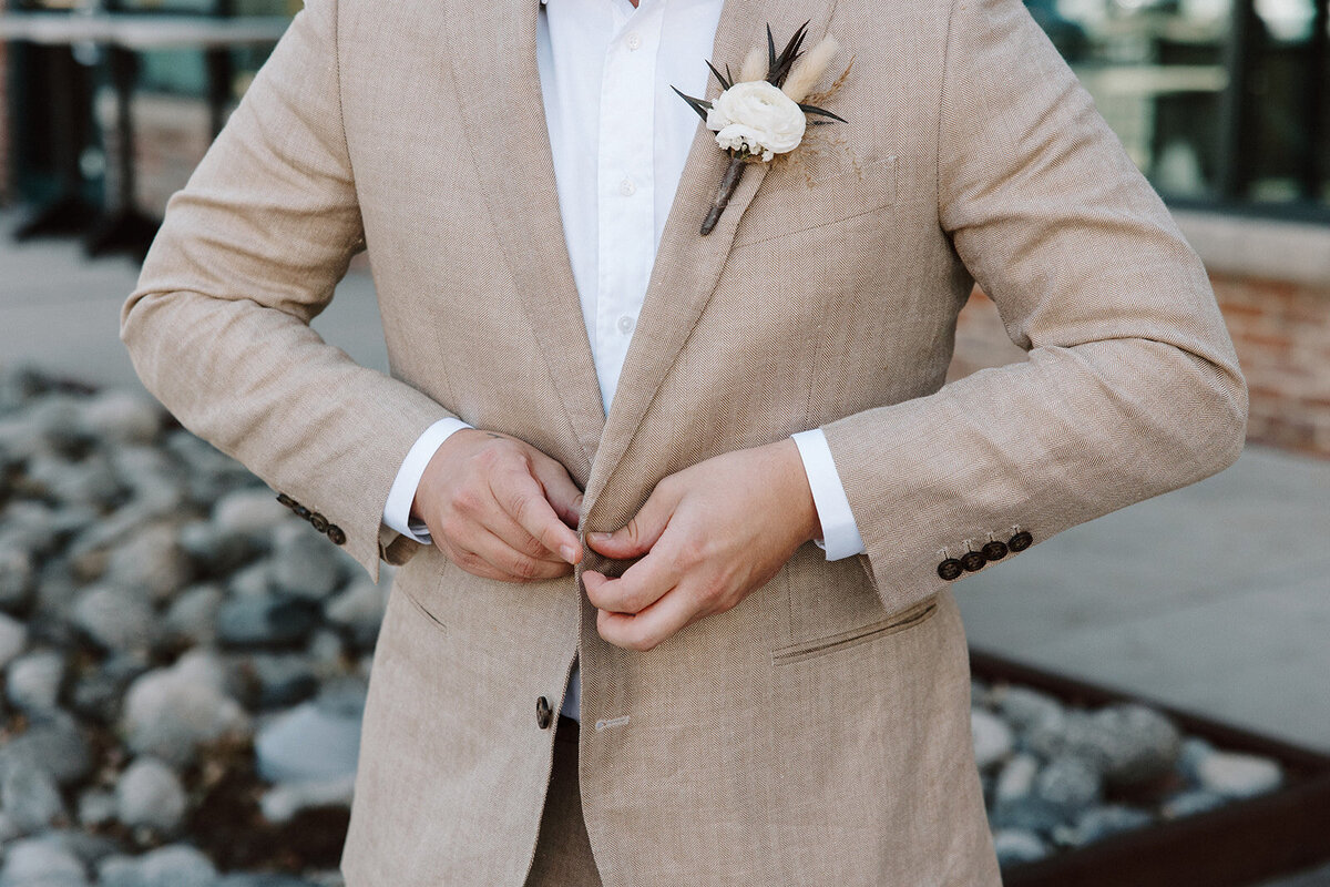 riley & joshua wedding sneaks _ cait swithers photo + films-3