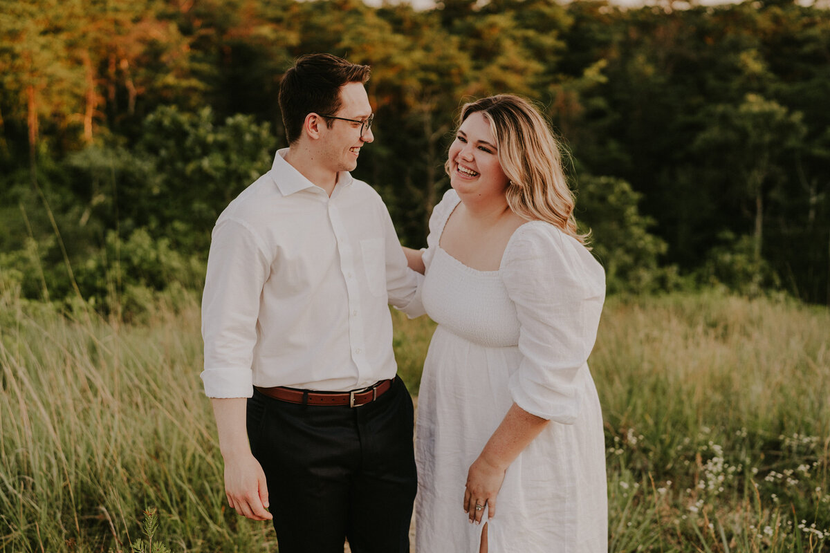 Evergreen-Photo-Elopement-Couple-Engagement-Photographer57