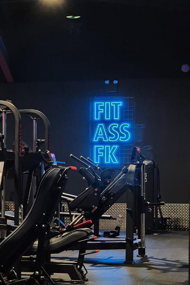 ellis-signs-custom-neon-gym-sign-newcastle-gateshead-north-east