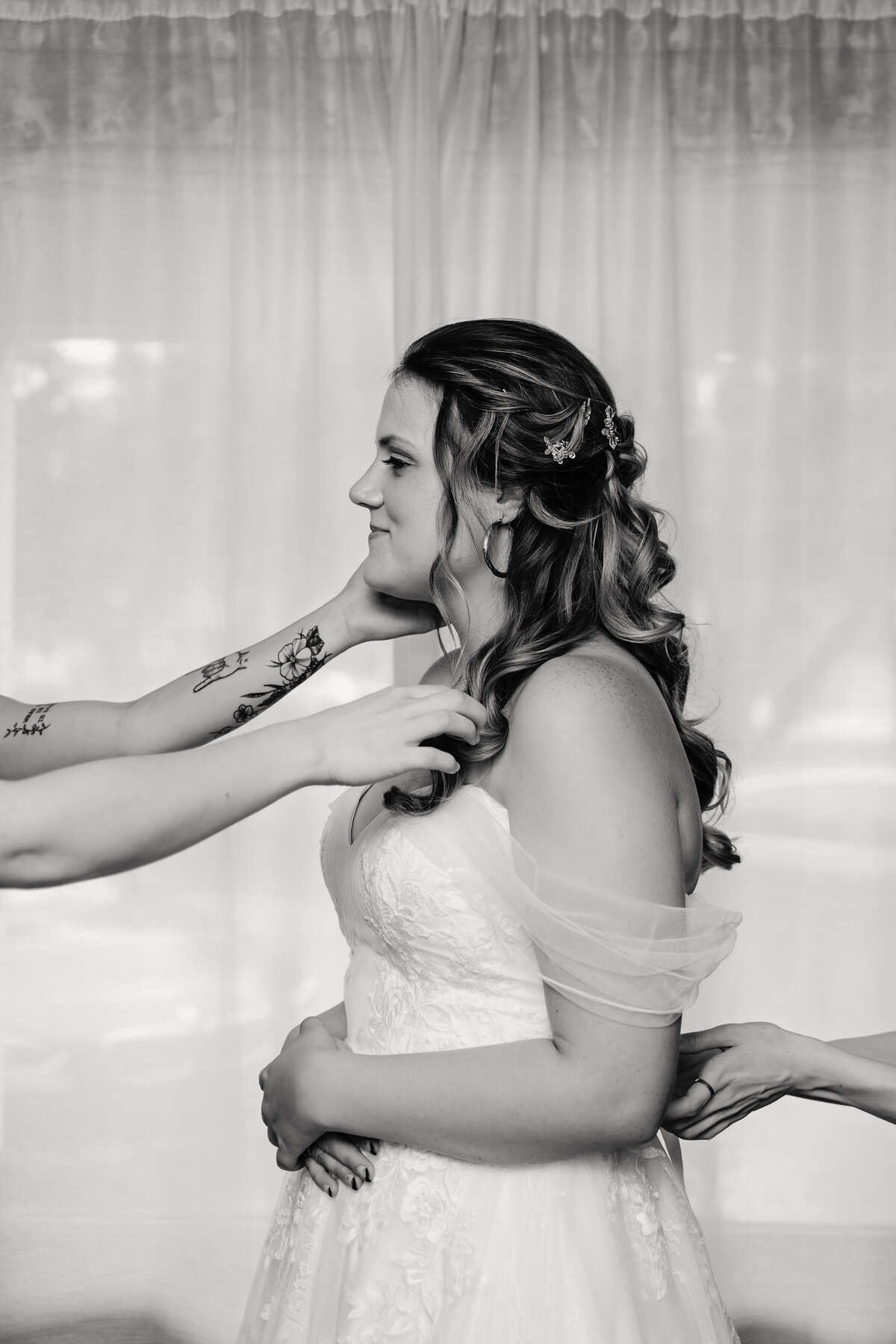 gettingready-wedding-details