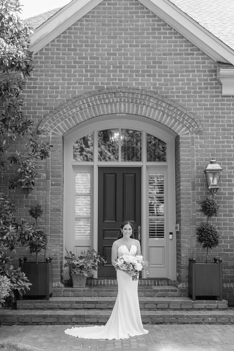 Classic Wedding at City Church of Evansville with Reception at ECC087