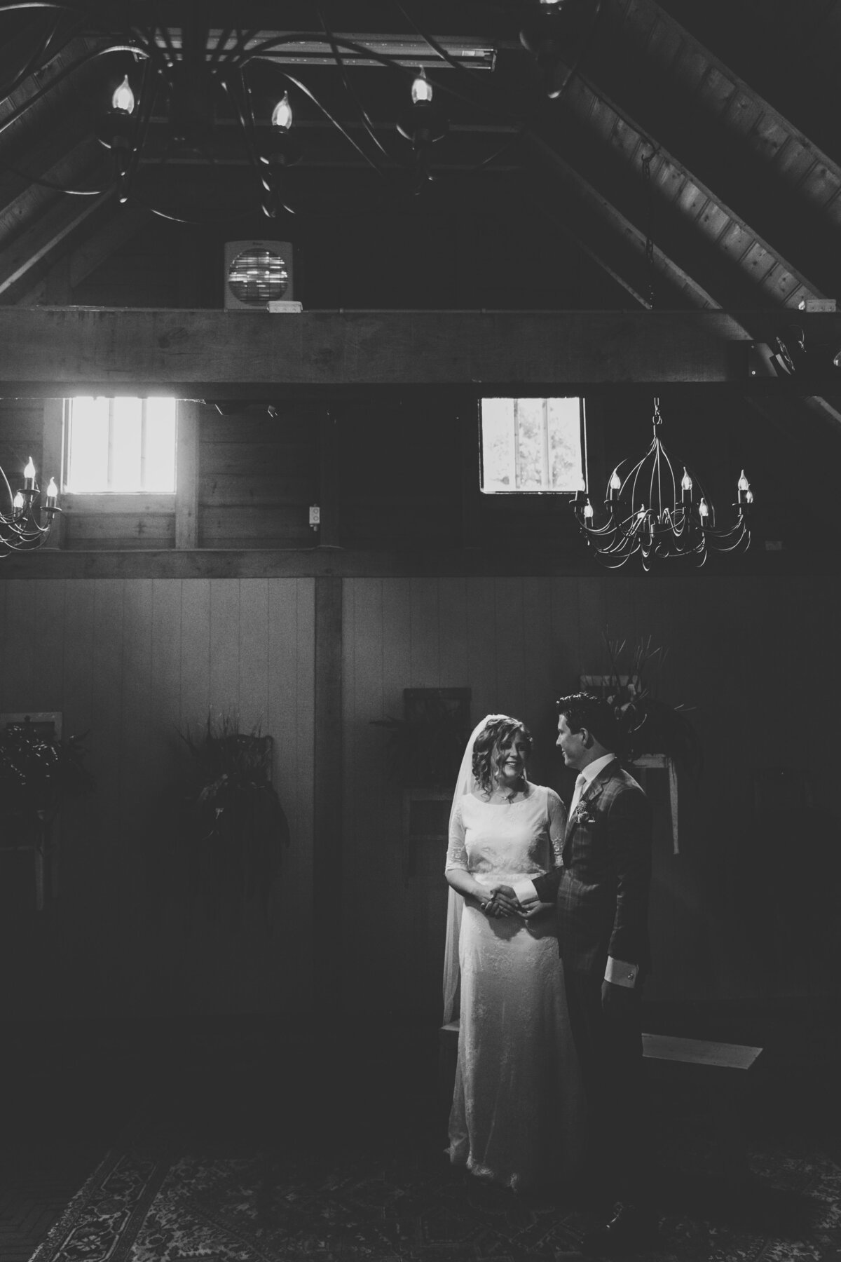 christelijke trouwfotograaf bruidsfotograaf fotografie door lianne van der kwast apeldoorn gelderland de oude duikenburg echteld Heerlijkheid Mariënwaerdt gereformeerd kerk geloof huwelijk puravie hair by h ede barneveld ermelo kootwijkerbroek 70