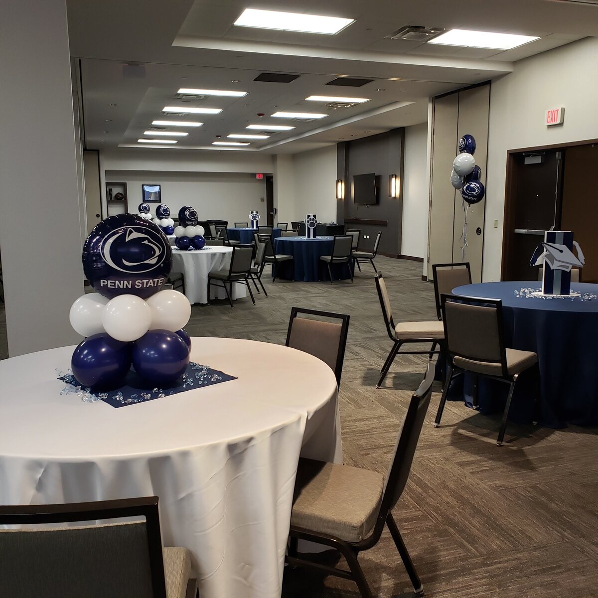 PSU Balloon Centerpieces