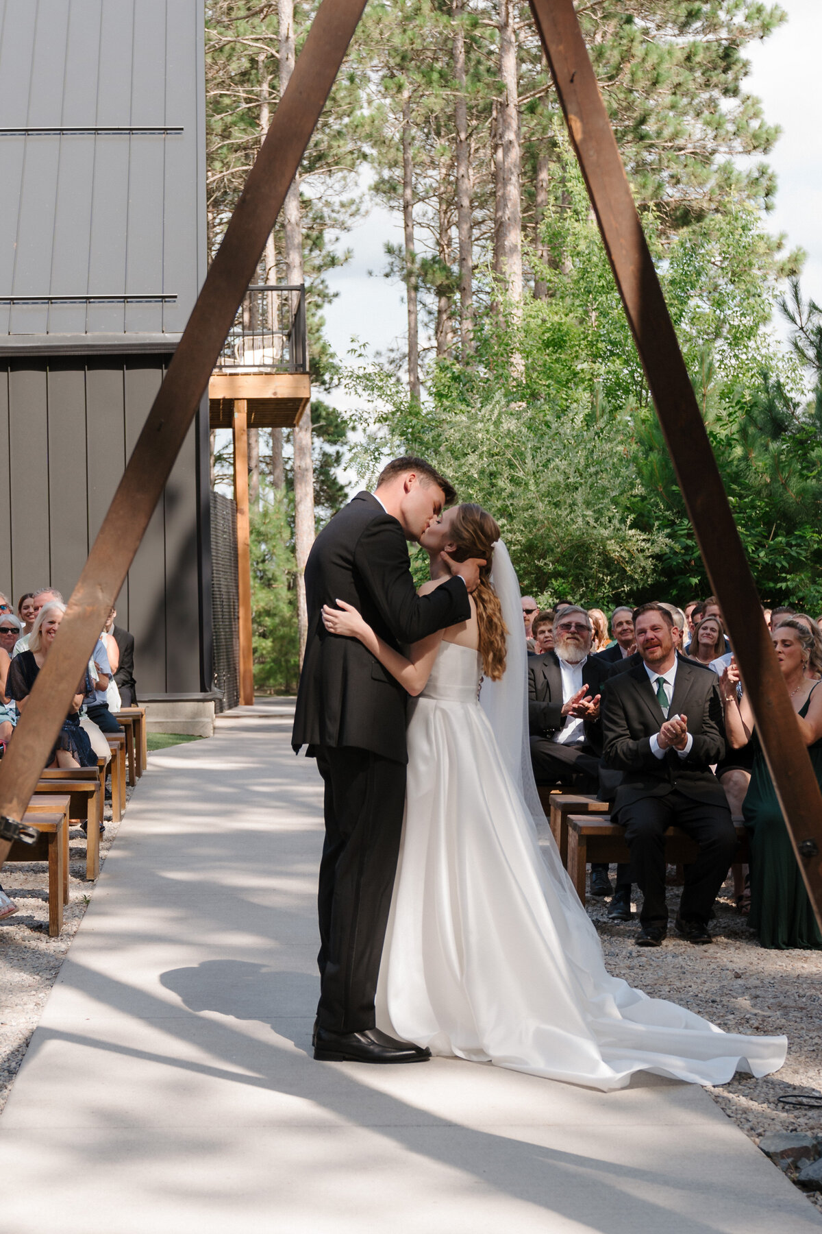 L+J-Minnesota Wedding Photographer-16