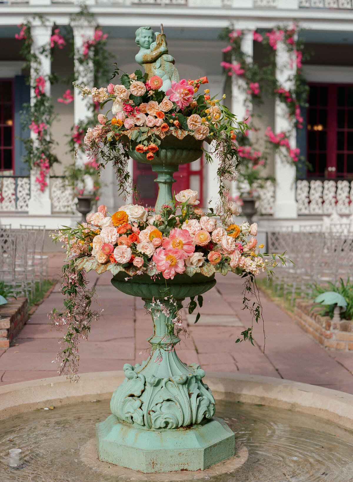 Stephanie and Jacob's colorful Derbes Mansion Wedding