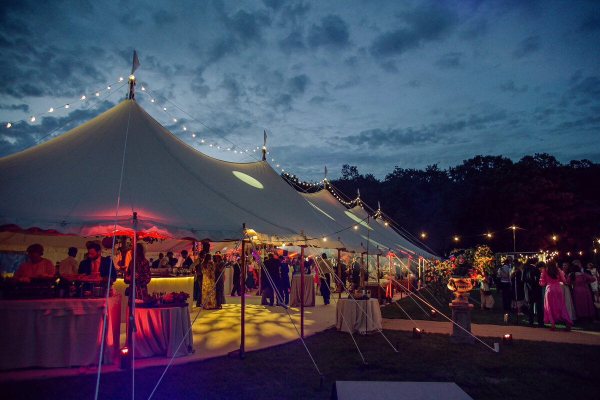 77 marquee-lighting-for-wedding