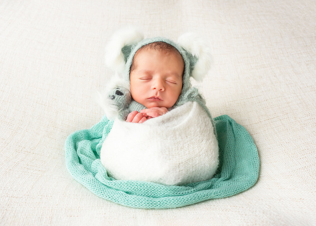 0-n-miami-newborn-photography-session-009