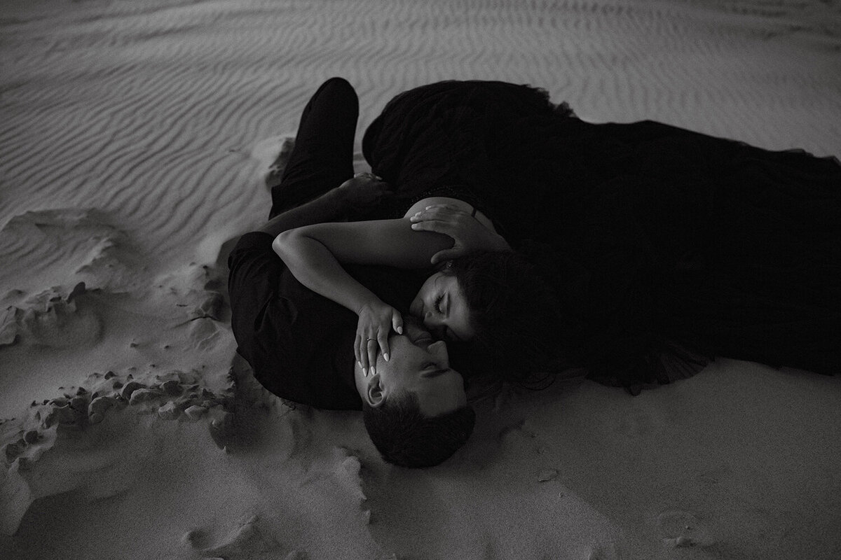 silver-lake-sand-dunes-engagement-3299