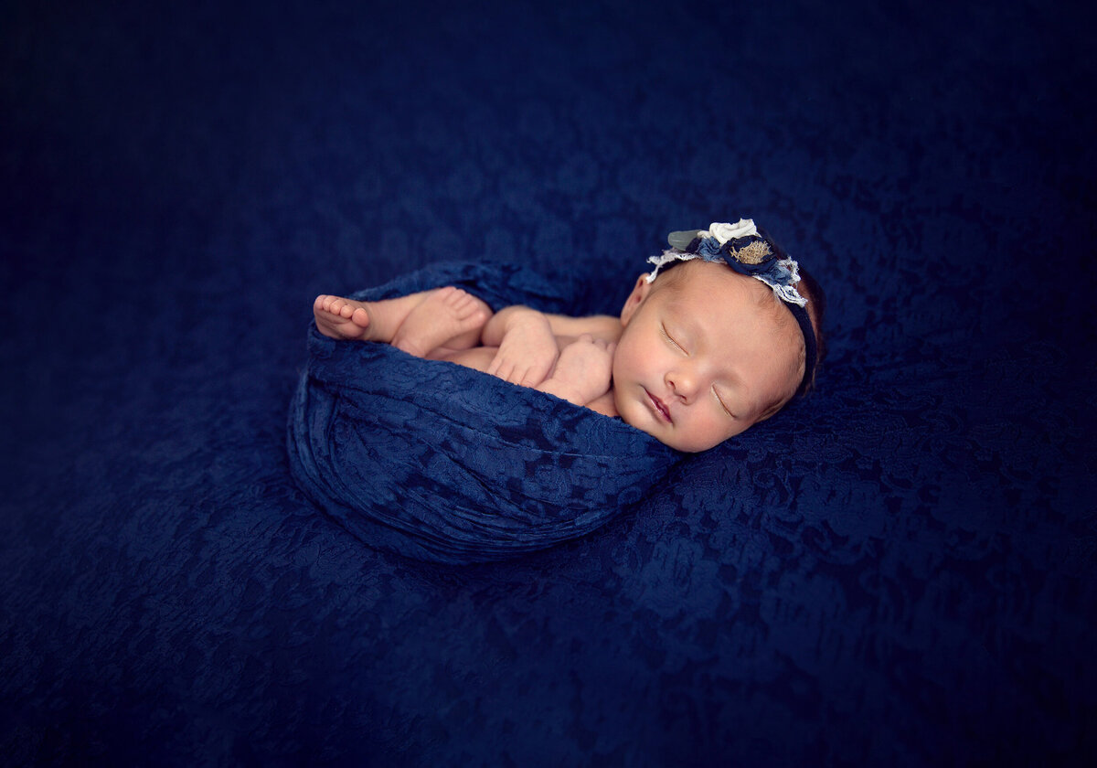 Toronto-newborn-photography-studio-Rosio-Moyano-001