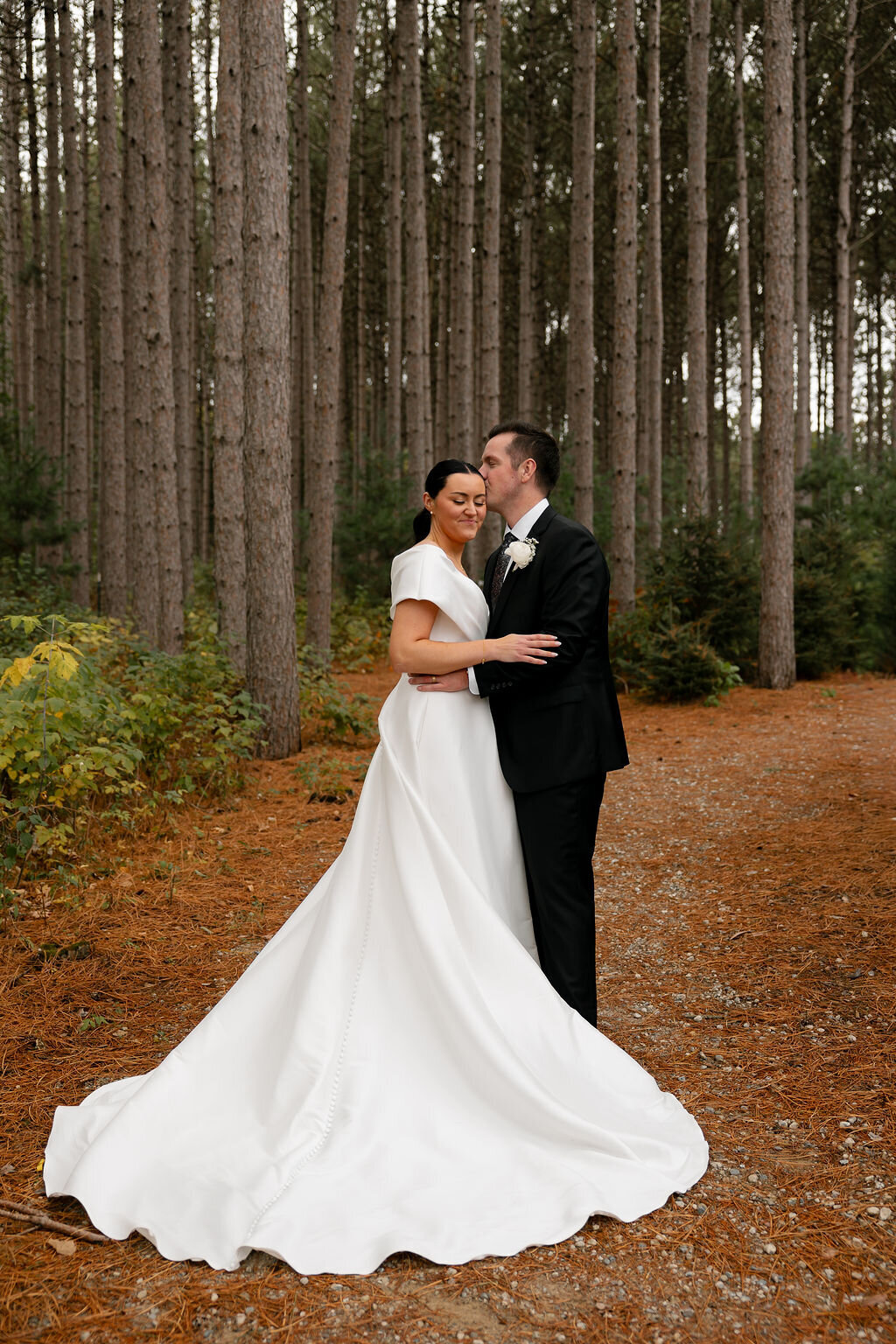 Cambridge, Minnesota Wedding Photo110