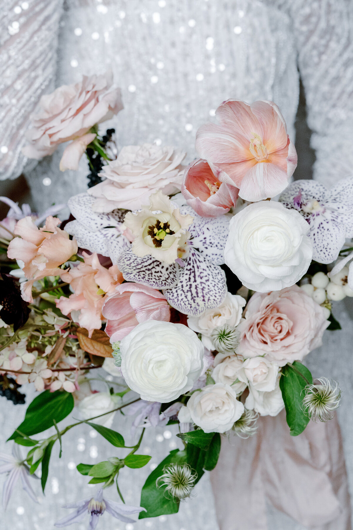 Wedding at Château de Santeny photographed by Lake Como Wedding photographer