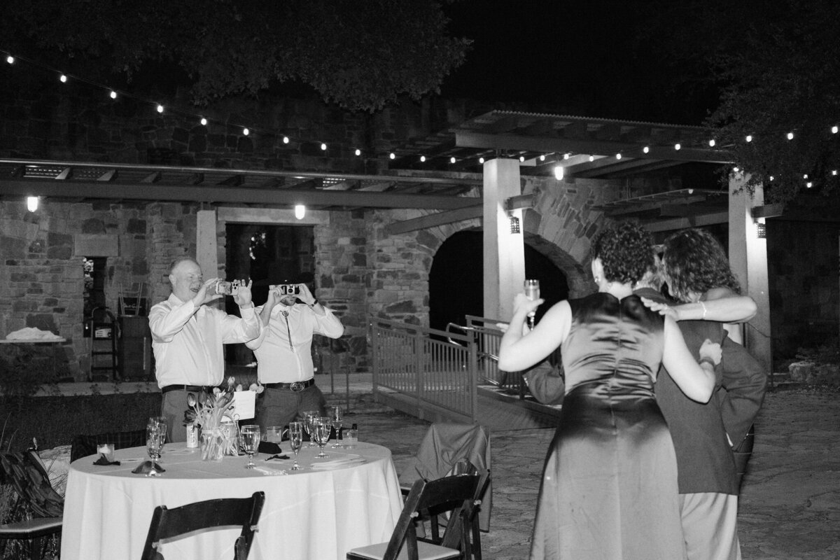 Esme&JacobWeddingPhotos_Previews_AustinWeddingPhotographer_HereafterFilms-108