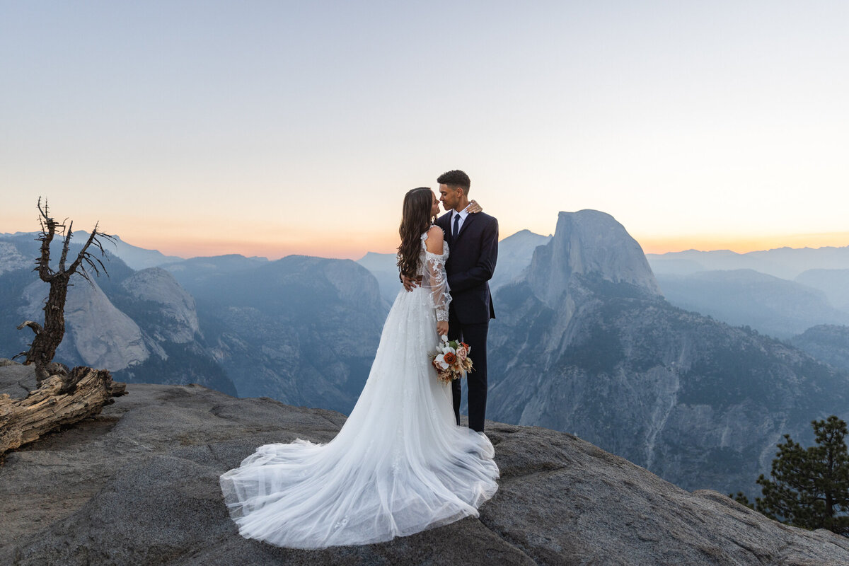 Alec+Sydney Yosemite National Park Adventure Wedding-28