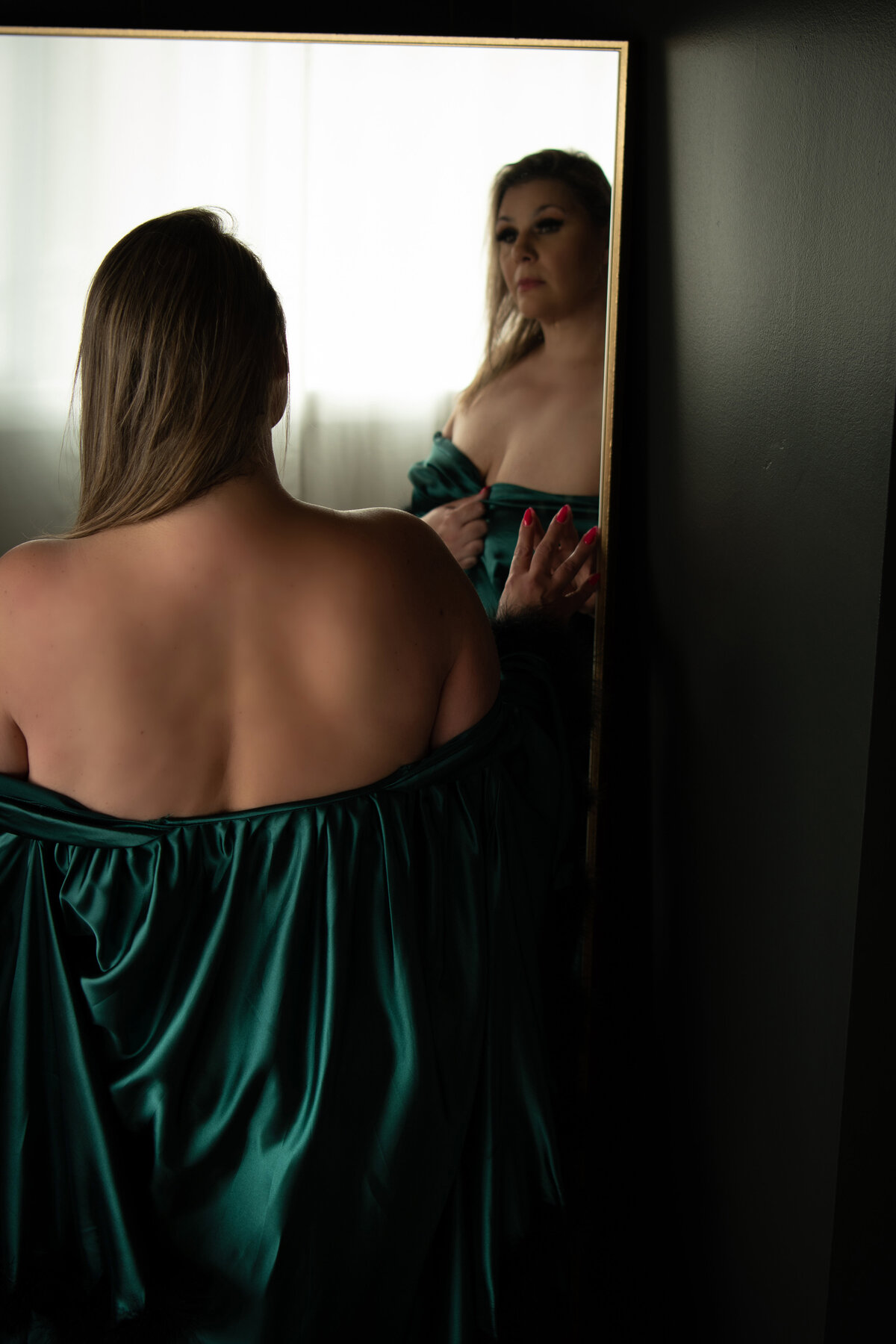 Curvy and plus size boudoir in vancouver