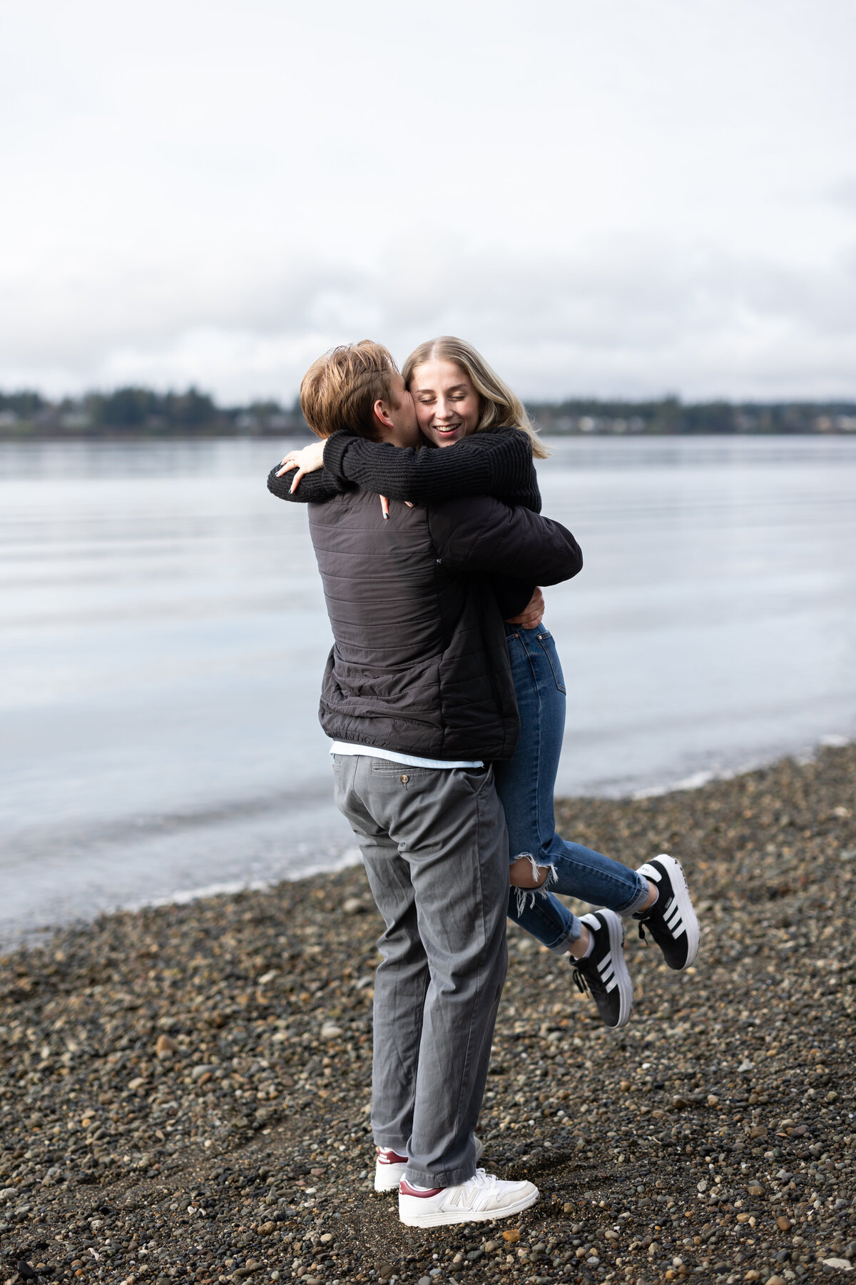 Burfoot beach surprise proposal photographer, Olympia01