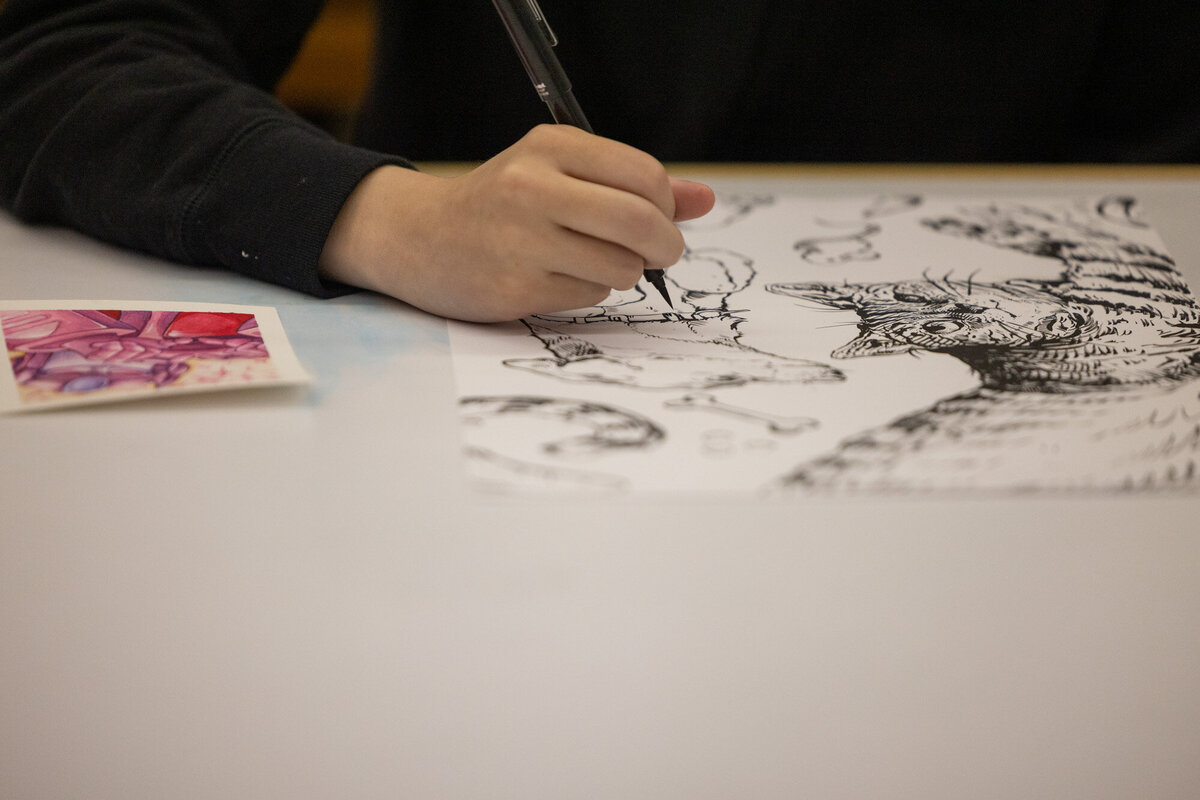 illustrator-detail-hand-drawing-process