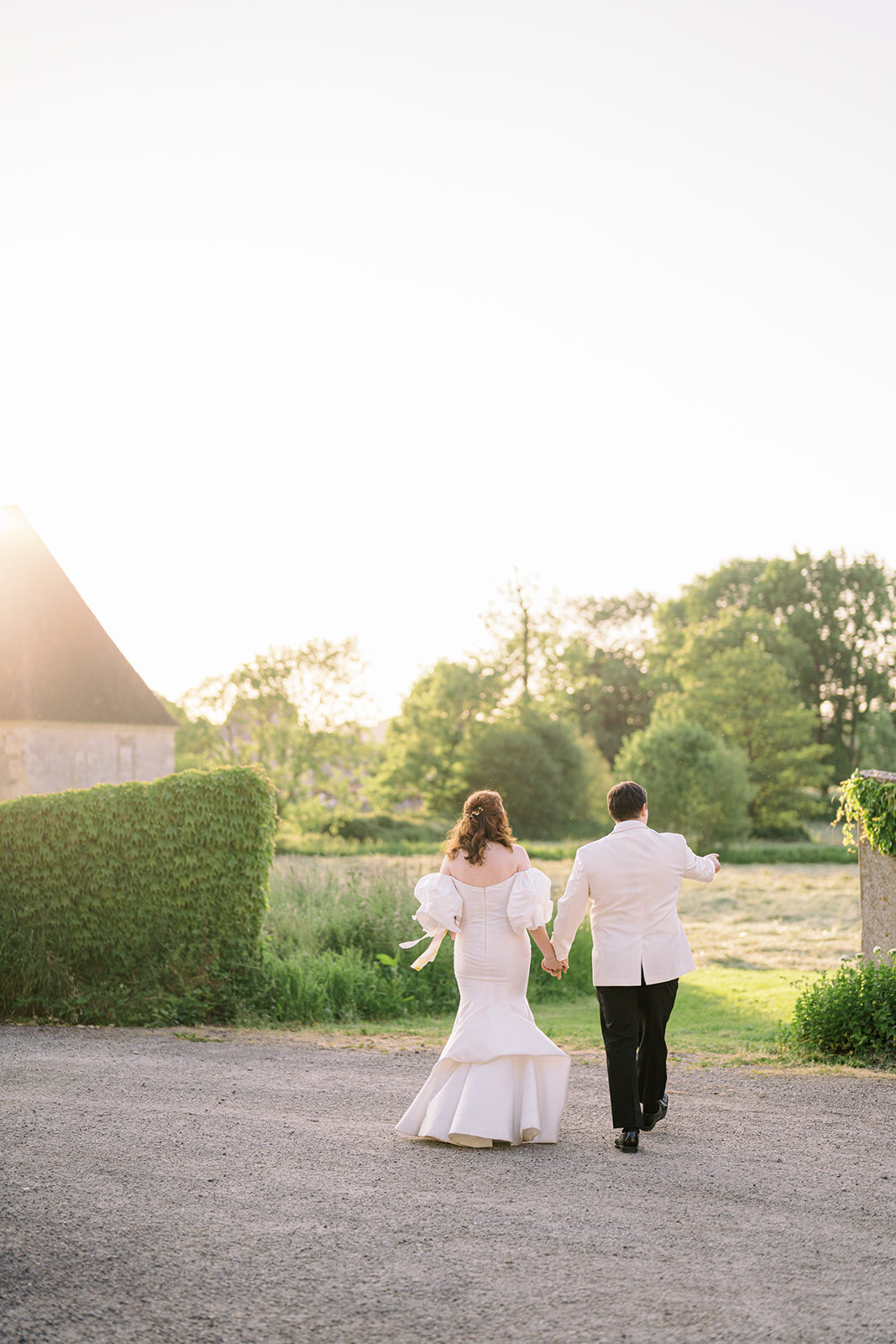 Jennifer Fox Weddings English speaking wedding planning & design agency in France crafting refined and bespoke weddings and celebrations Provence, Paris and destination A&T's Wedding - Harriette Earnshaw Photography-919