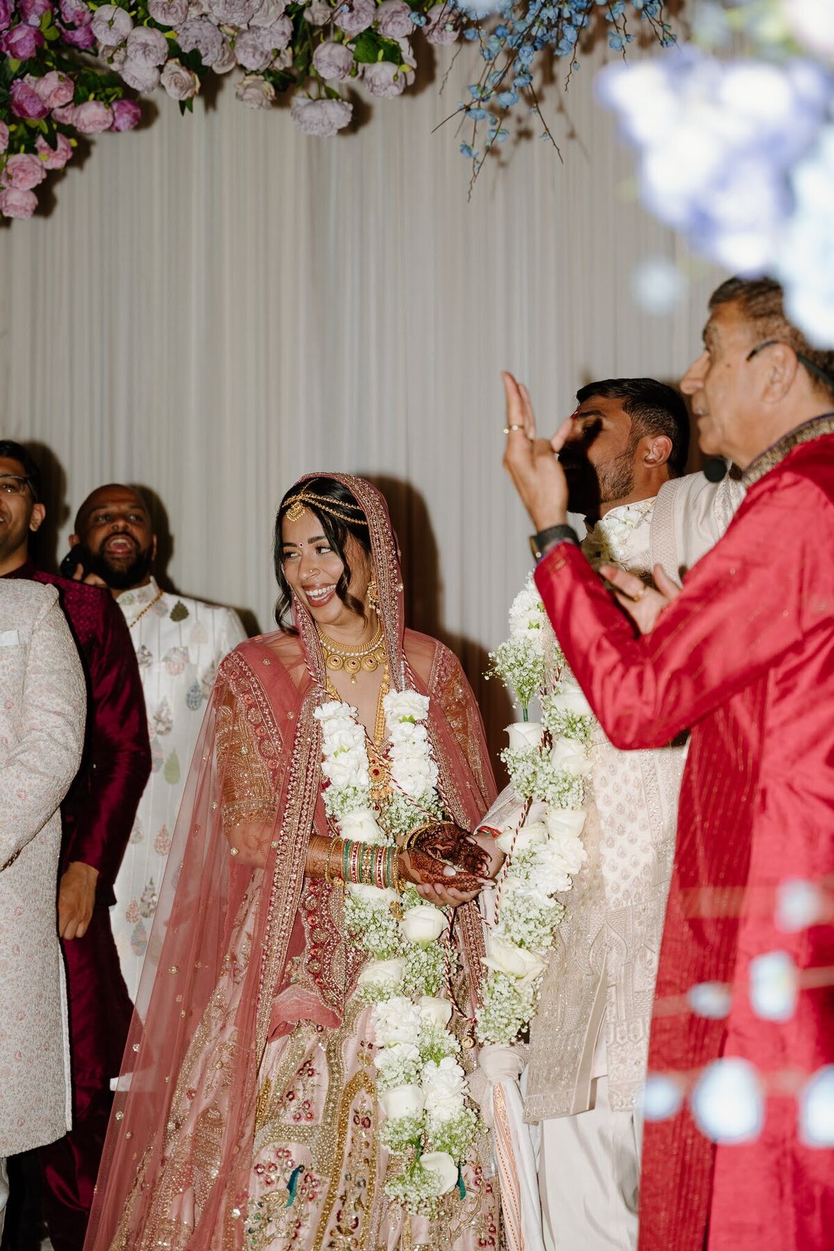 Nichole-Babiez-Photography-wedding-photographer-indian-wedding-photographer-mendhi-sangeet-baraat-luxury-chicago-illinois-marriott-schaumburg-86