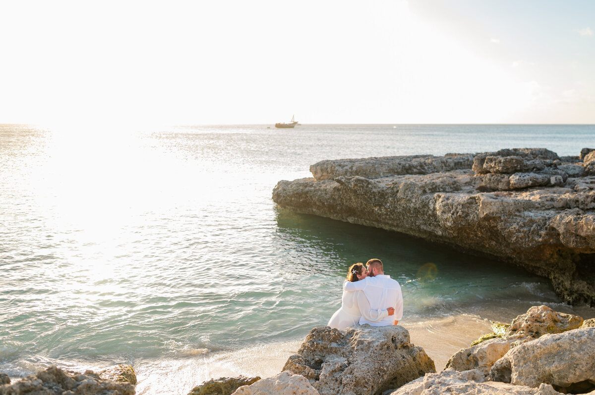Kam & Ty - Aruba Elopement Photographer Meghan Luckenbill Photography-9