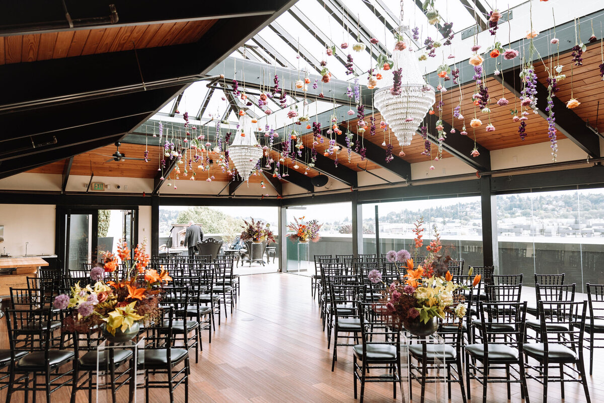 Colorful-Wedding-Olympic-Rooftop-Flora-Nova-Design-Seattle-00024