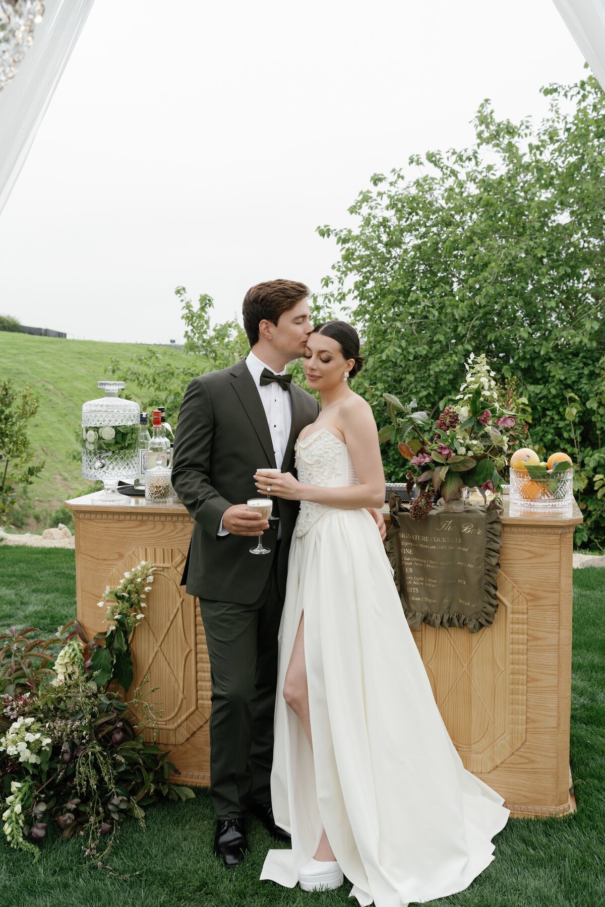 Jeune-Perche-Faye-Fern-Creative-MVFPortraits-Reception-19