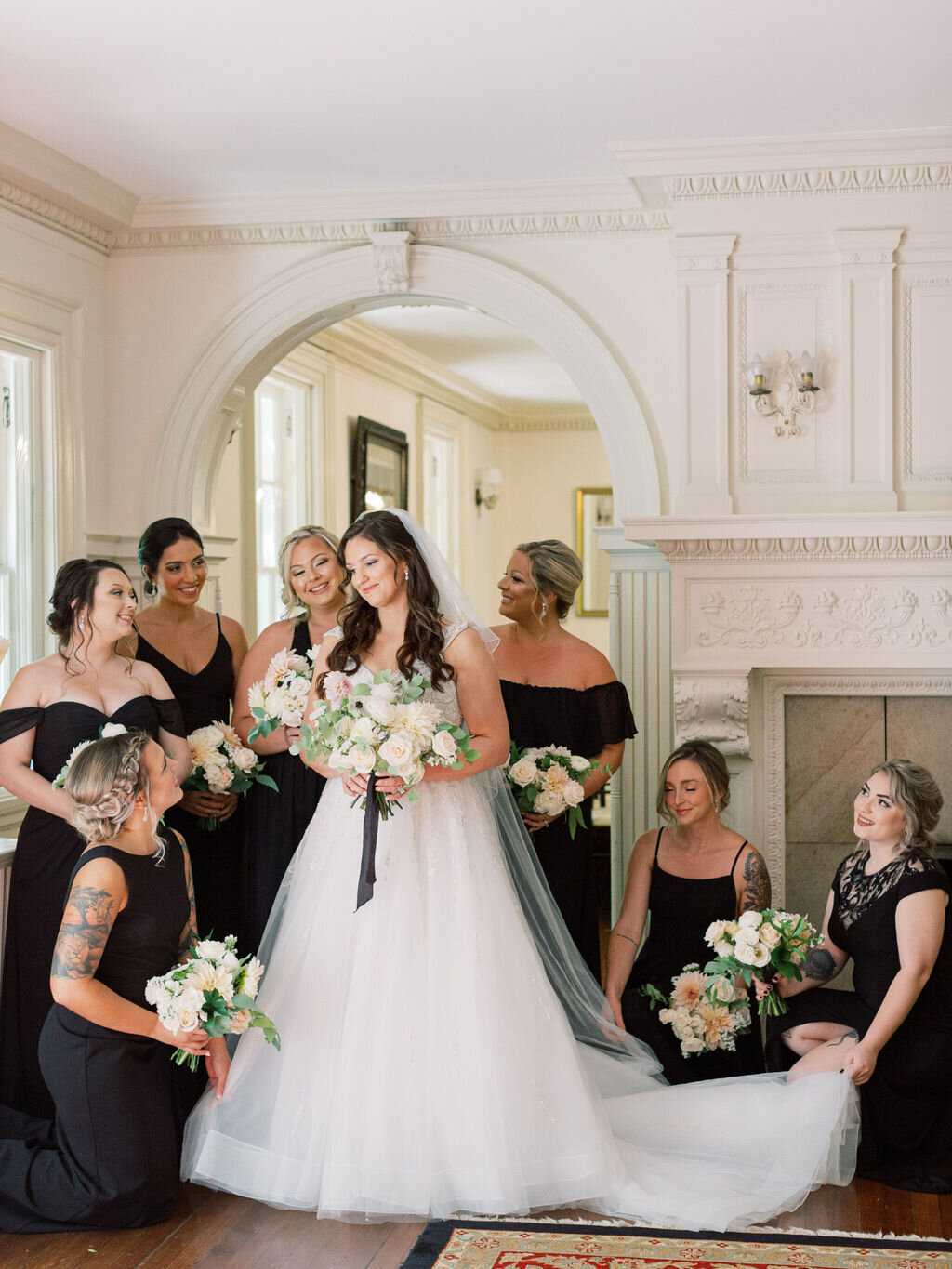 Kate Campbell Floral Fall Wedding Liriodendron Mansion by Molly Litchen63