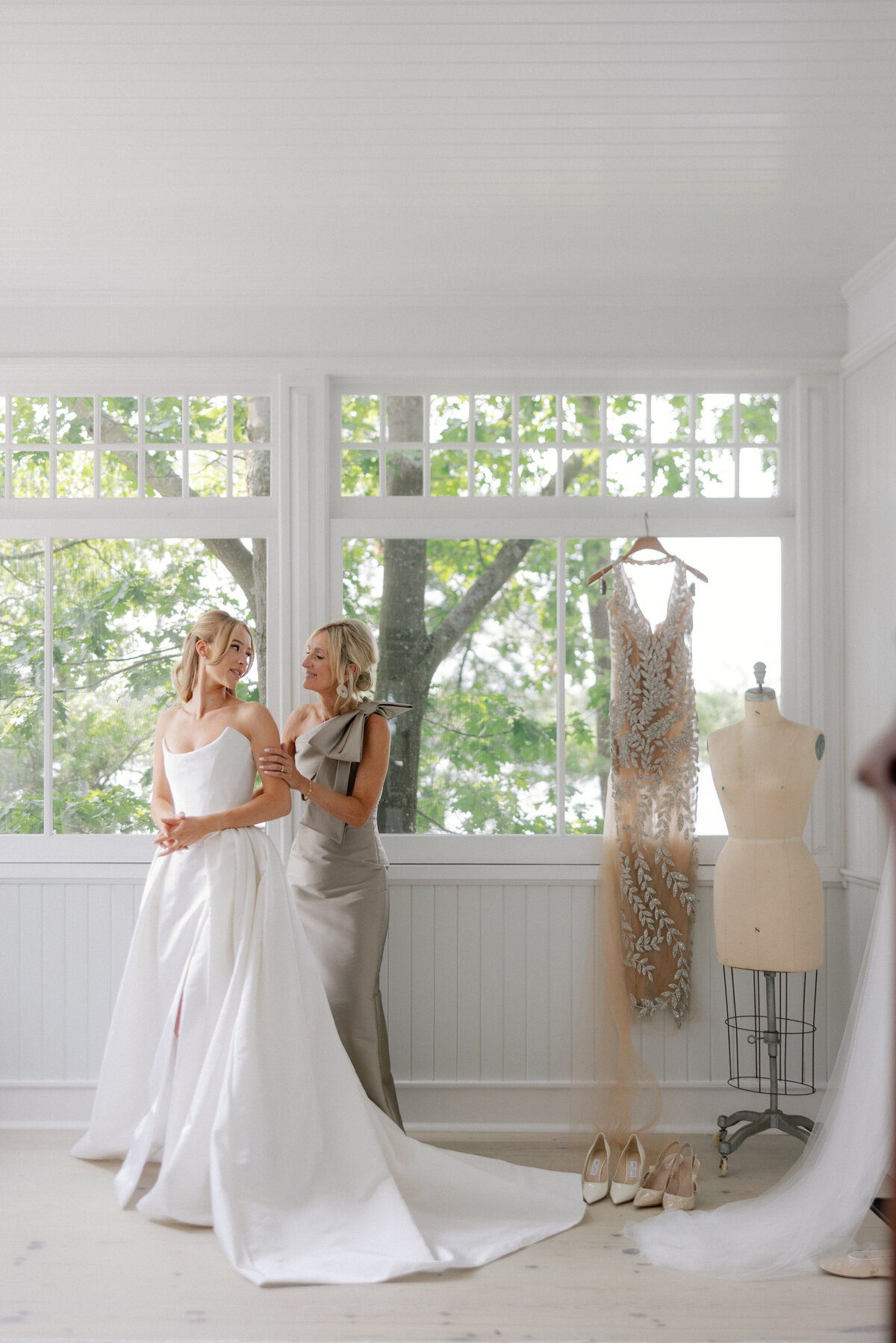 AshleyPigottEvents-Destination-Wedding-Weekend-LaurenKyle-ConnorMcDavid-Muskoka-213