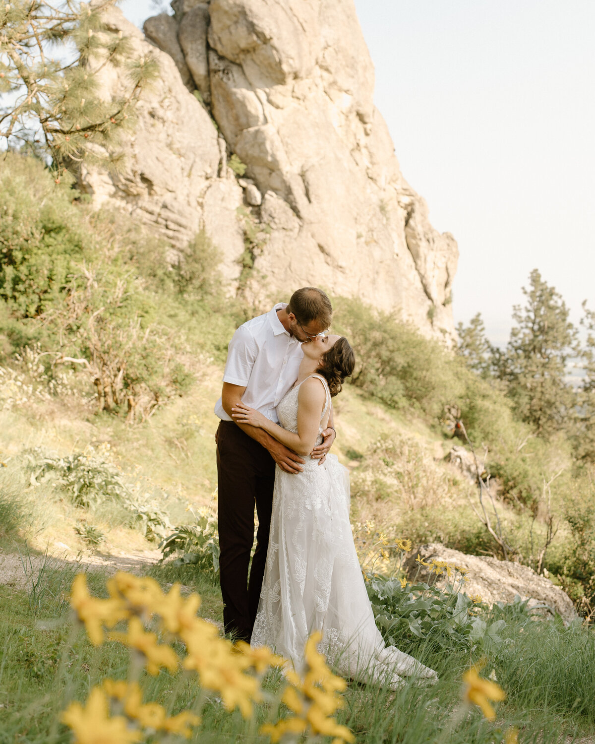 rocks_of_sharon_spokane_washington_hiking_elopement_12