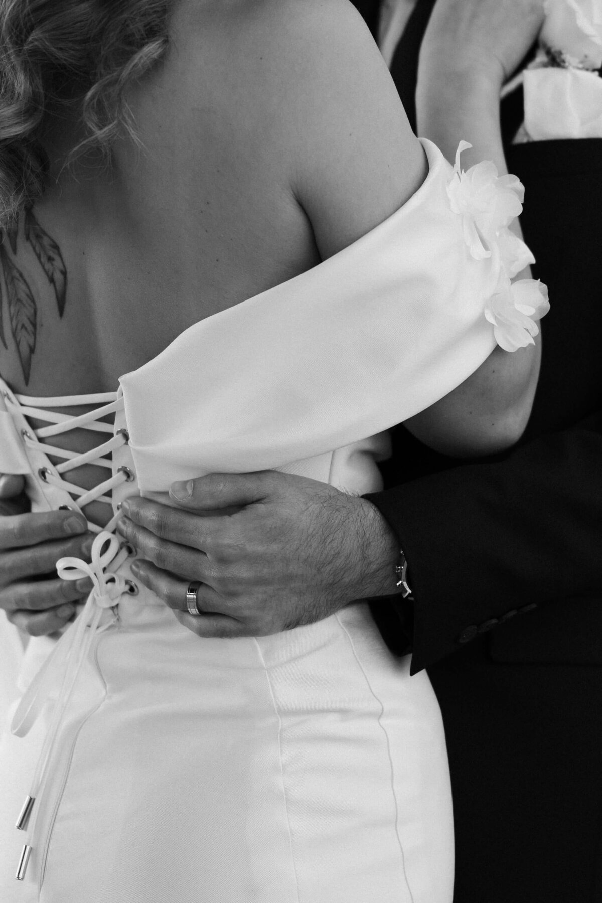 128_riskyexposure_marley-simon_las-vegas-elopement-photography