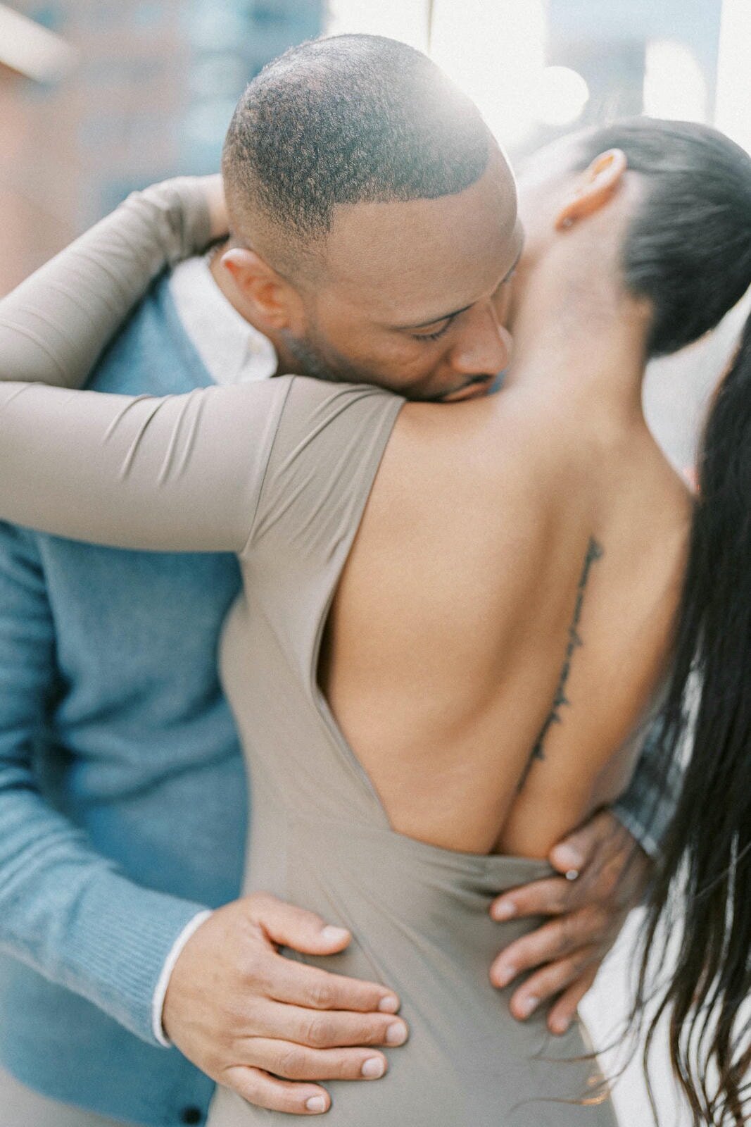 E11-Engagement-photo-shoot-in-Downtown-Toronto-Maria-and-DeVon-2025-04-14-2500px-1066