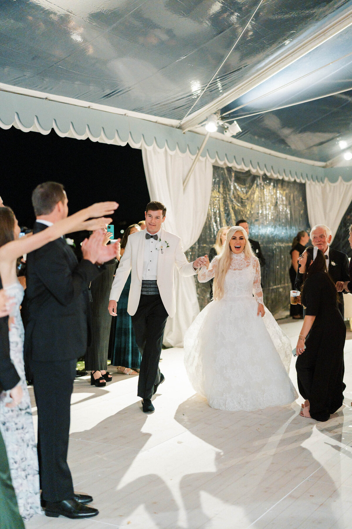 figure-eight-island-yacht-club-wedding-111