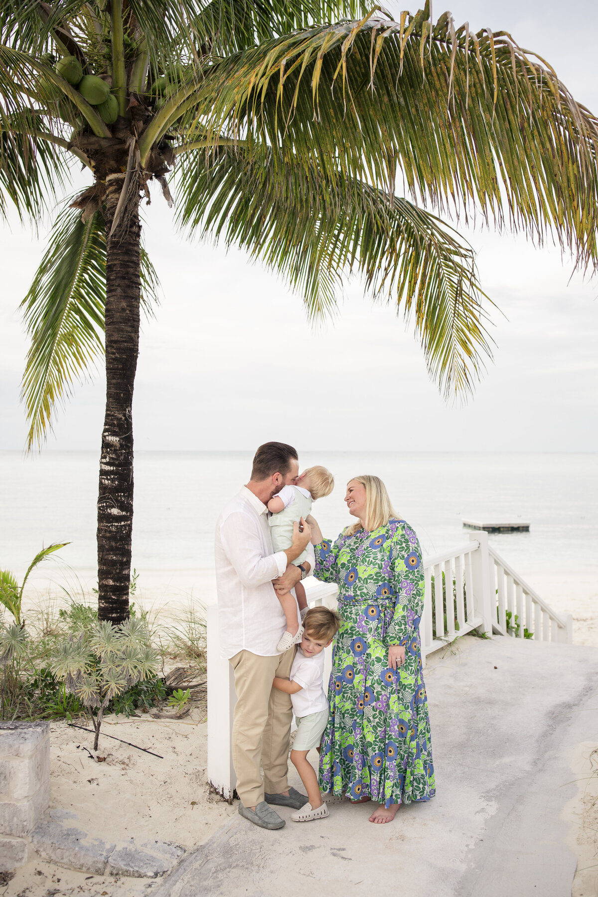 EboniRobyn-Family-Caroline-BeachShack-LyfordCay-Nassau-NewProvidence-TheBahamas-Final-33