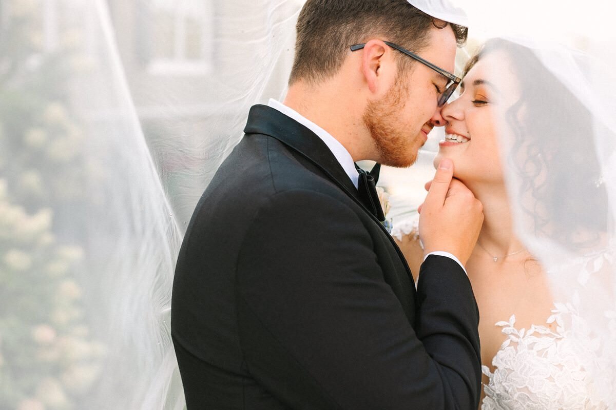Bride and Groom Wedding Portaits Kelynn and Mathew Evansville Owensboro283