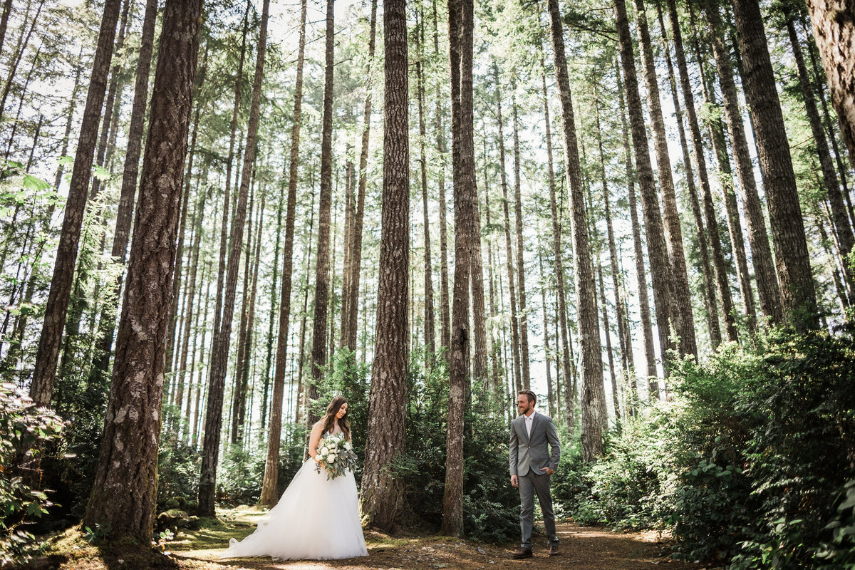 Seattle-Intimate-Backyard-Wedding-Seattle-Wedding-Photographer-28