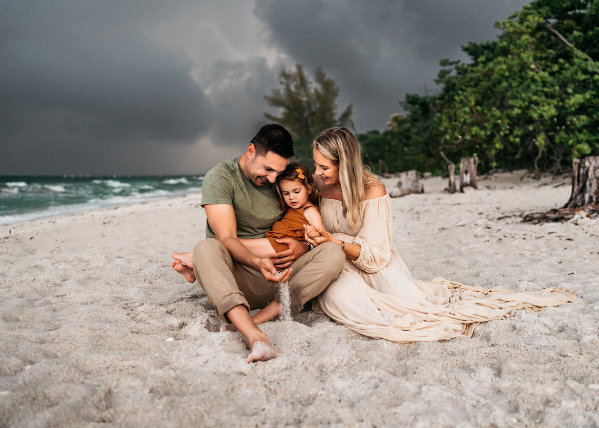 Fort-Myers-Florida-Family-Maternity-Photographer-Chasing-Creative-51