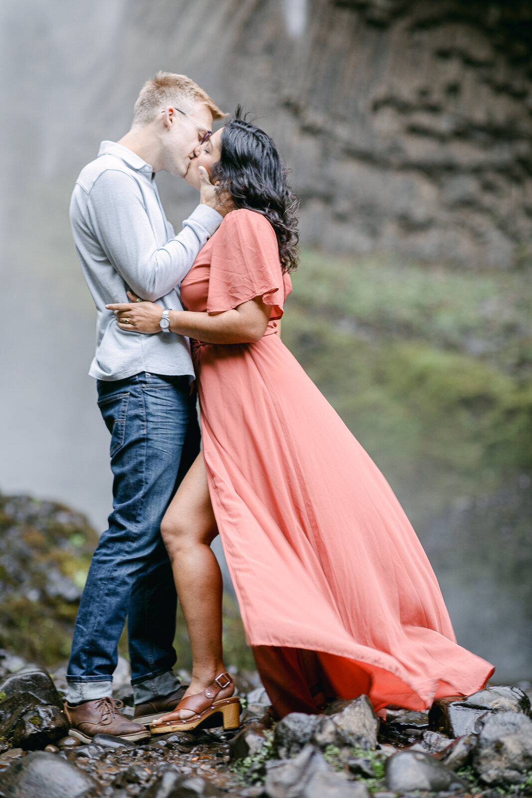 Lotourell-Falls-columbia-gorge-OR-Engagement-Chantal-Sokhorn-Photogrphy-Columbia Gorge-Portland-OR-2020-214