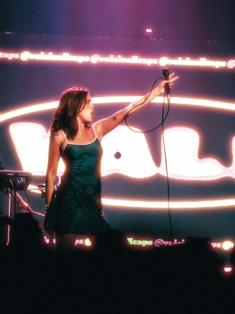 FAF9D26E-AE0C-4EA1-A129-8E77EDEFA921_1_105_c